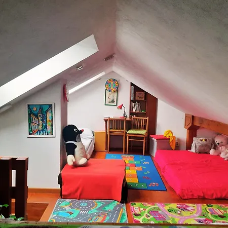 U Lesa Konukevi