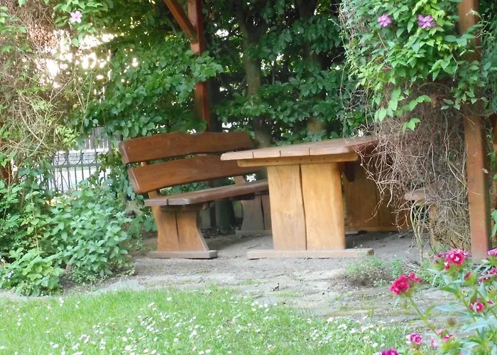 U Lesa 3* 체스케부데요비체